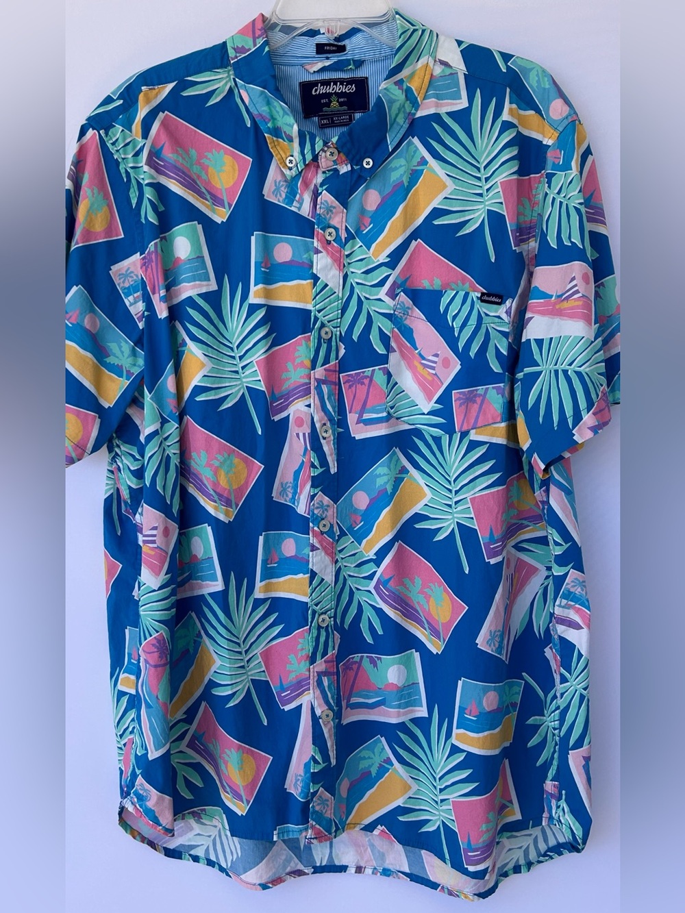 Chubbies Men’s Button Down Friday Shirt Blue Retro‎ Postcard Graphic Size XXL